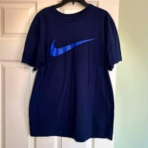 Men’s The Nike Tee (M)